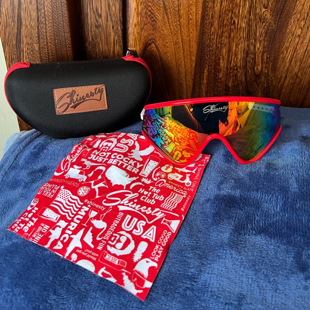 Shinesty Ski Glasses with case & cleaning cloth, excellent condition, unisex